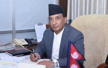 सुनसरी जिल्ला अस्पताल सुधारका लागि पहल गर्छुः मन्त्री कार्की